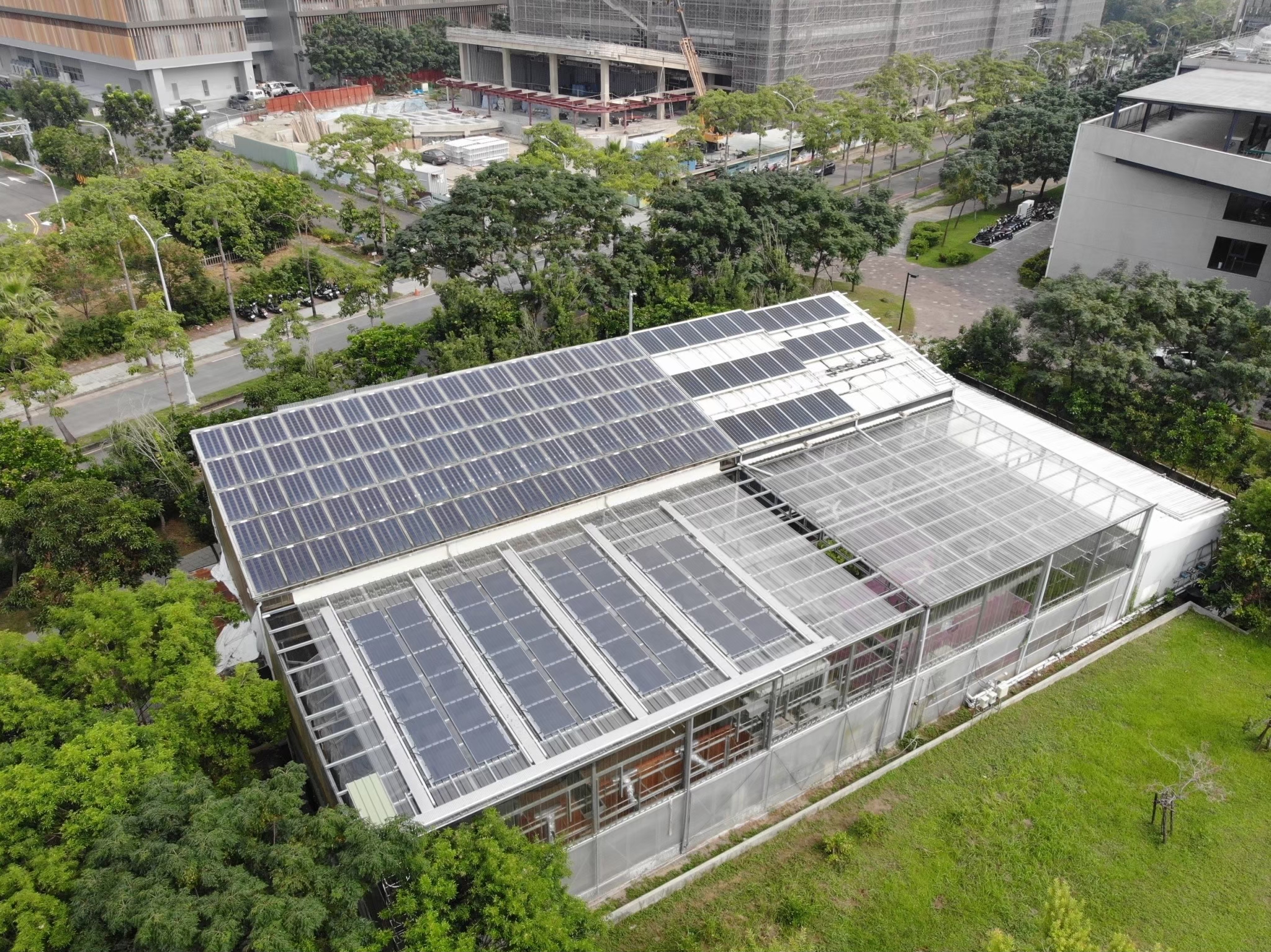 輕量化軟式太陽能